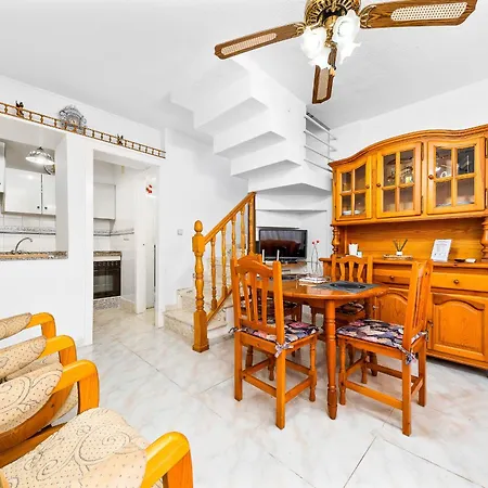 Holiday home The Lemon Tree House Torrevieja