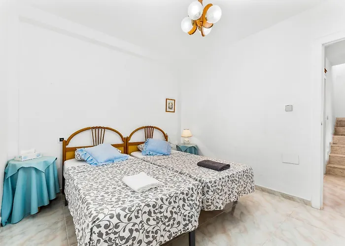 Holiday home The Lemon Tree House