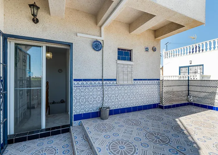 The Lemon Tree House Holiday home *